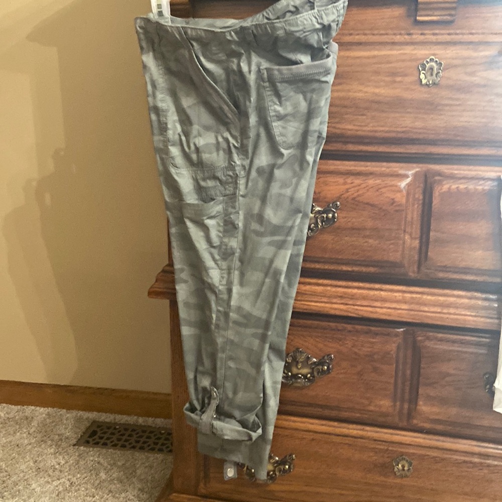 Democracy brand cargo roll up capris. Size 2. Like new. Worn once.